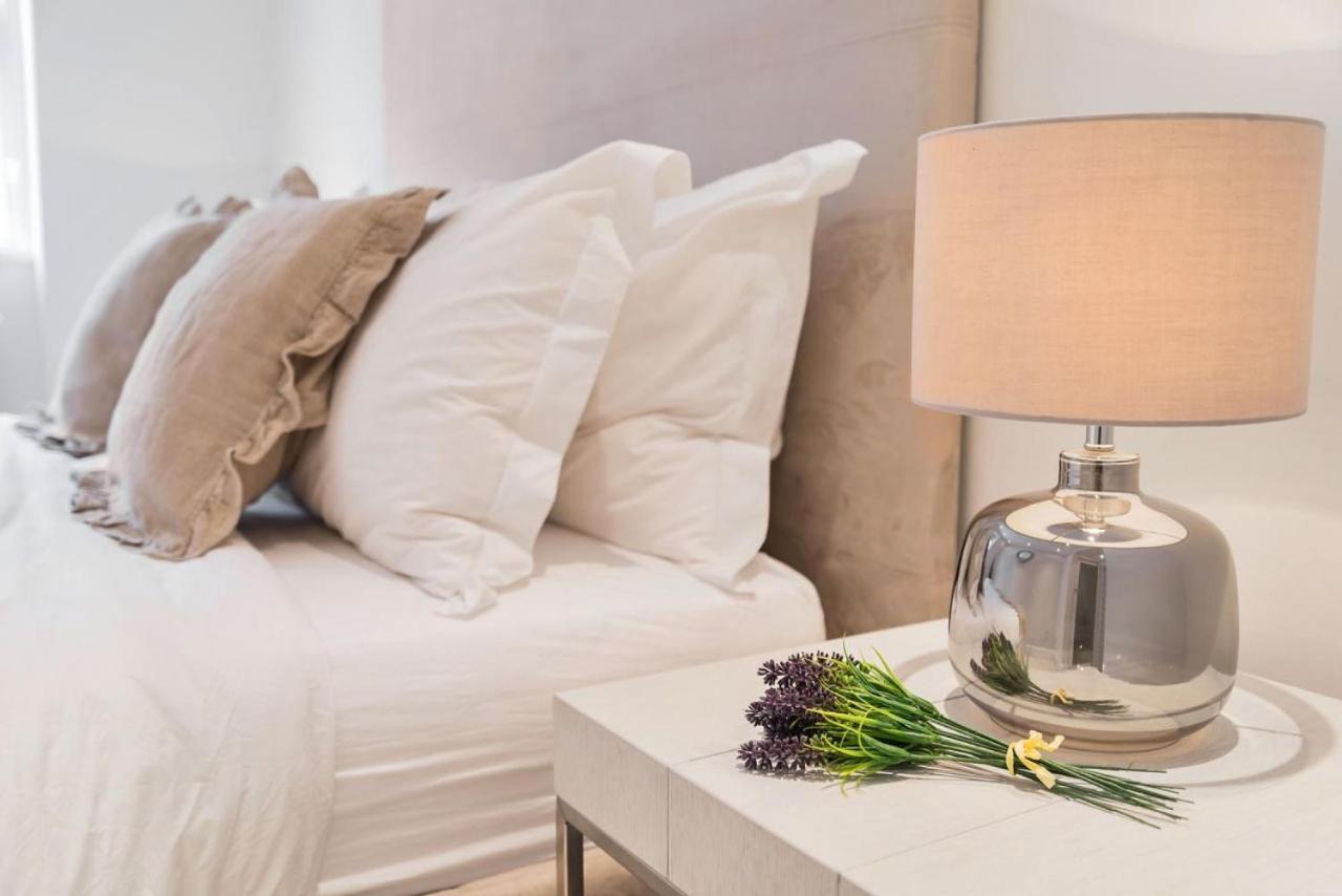فيلا Prime Knightsbridge Mews - 4 Bed House لندن المظهر الخارجي الصورة